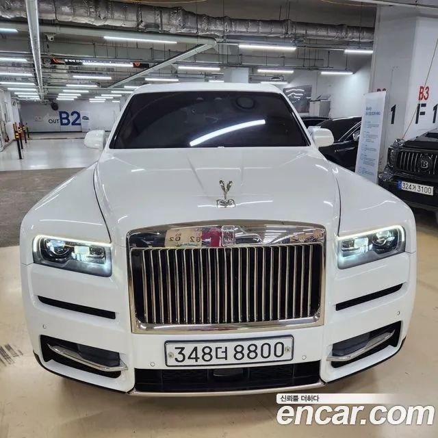 Rolls-Royce Cullinan 6.7 V12 2020 года из Кореи