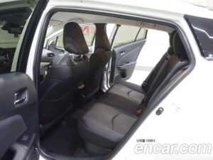 Toyota Prius 1.8 E 2021 года из Южной Кореи