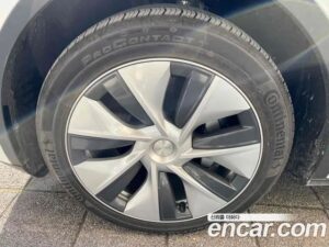Tesla Model Y LONG RANGE 2022 года из Южной Кореи