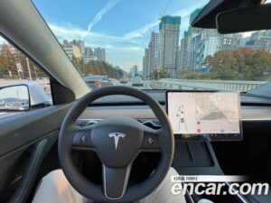 Tesla Model Y LONG RANGE 2022 года из Южной Кореи