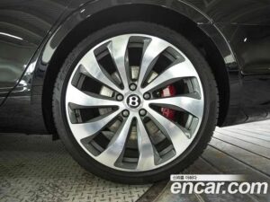 Bentley Flying Spur 4.0 2021 года из Южной Кореи
