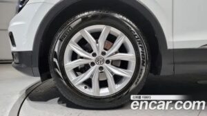 Volkswagen Tiguan 2.0 TDI Premium 2020 года из Южной Кореи