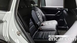 Volkswagen Tiguan 2.0 TDI Premium 2020 года из Южной Кореи