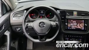 Volkswagen Tiguan 2.0 TDI Premium 2020 года из Южной Кореи