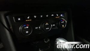 Volkswagen Tiguan 2.0 TDI Premium 2020 года из Южной Кореи