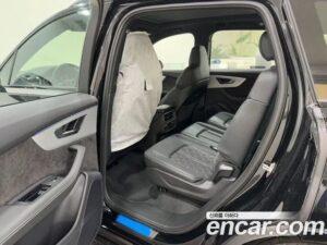 Audi Q7 55 TFSI 4WD Premium 2022 года из Южной Кореи