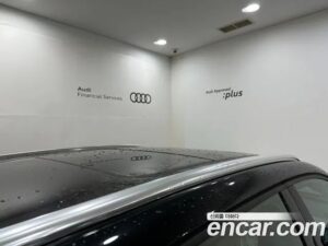 Audi Q4 e-TRON 40 Premium 2022 года из Южной Кореи