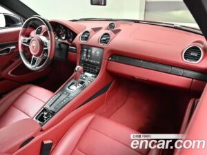 Porsche 718 2.0 2020 года из Южной Кореи