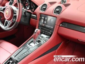 Porsche 718 2.0 2020 года из Южной Кореи