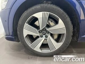 Audi e-tron 55 4WD Sportback 2022 года из Южной Кореи