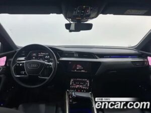 Audi e-tron 55 4WD Sportback 2022 года из Южной Кореи