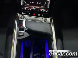 Audi e-tron 55 4WD Sportback 2022 года из Южной Кореи