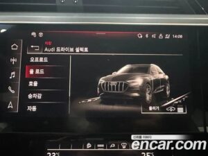 Audi e-tron 55 4WD Sportback 2022 года из Южной Кореи