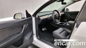 Tesla Model Y LONG RANGE 2021 года из Южной Кореи