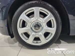 Rolls-Royce Wraith 6.6 2019 года из Южной Кореи