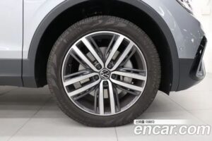 Volkswagen Tiguan 2.0 TSI Prestige 2022 года из Южной Кореи