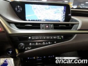 Lexus ES Executive 2020 года из Южной Кореи