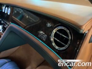 Bentley Flying Spur 6.0 2020 года из Южной Кореи