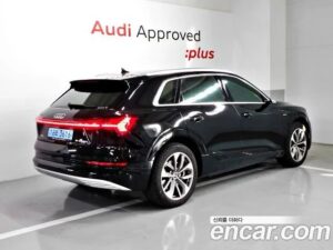 Audi e-tron 55 4WD 2022 года из Южной Кореи