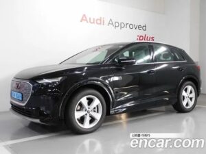 Audi Q4 e-TRON 40 2022 года из Южной Кореи