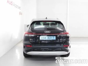 Audi Q4 e-TRON 40 2022 года из Южной Кореи