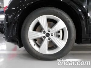 Audi Q4 e-TRON 40 2022 года из Южной Кореи