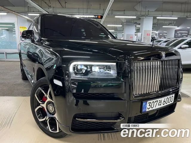 Rolls-Royce Cullinan 6.7 V12 Black Badge 2021 года из Кореи