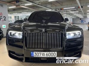 Rolls-Royce Cullinan 6.7 V12 Black Badge 2021 года из Южной Кореи