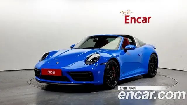 Porsche 911 TARGA 4 GTS 2022 года из Кореи