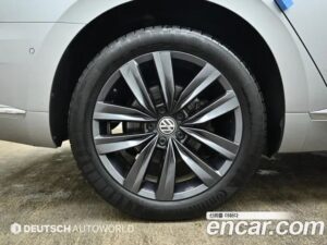 Volkswagen Arteon 2.0 TDI Premium 2020 года из Южной Кореи