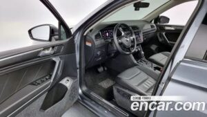 Volkswagen Tiguan 2.0 TDI Prestige 2020 года из Южной Кореи