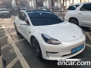 Tesla Model 3 LONG RANGE 2022 года из Южной Кореи