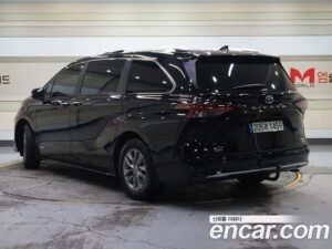 Toyota Sienna 2.5 HYBRID AWD 2021 года из Южной Кореи