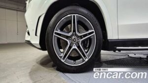 Mercedes-Benz GLS-Class GLS400d 4MATIC 2021 года из Южной Кореи