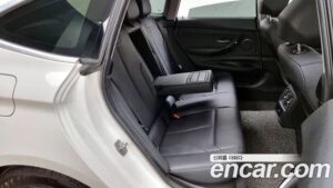 BMW Gran Turismo GT 320d xDrive 2020 года из Южной Кореи