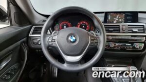 BMW Gran Turismo GT 320d xDrive 2020 года из Южной Кореи