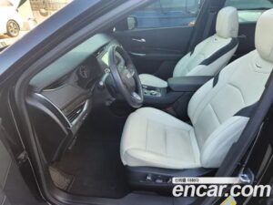 Cadillac XT4 2.0 Sport AWD 2021 года из Южной Кореи