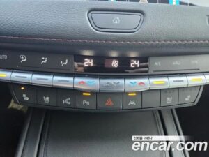 Cadillac XT4 2.0 Sport AWD 2021 года из Южной Кореи