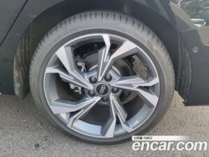 Audi A3 40 TFSI Premium 2022 года из Южной Кореи