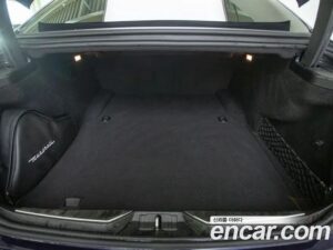 Maserati Quattroporte 3.0 V6 GranLusso 2021 года из Южной Кореи