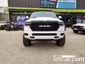 Dodge Ram Pick Up 5.7 2020 года из Южной Кореи