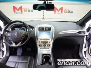 Lincoln MKZ HYBRID 2020 года из Южной Кореи