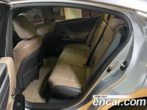 Lexus ES Luxury Plus 2022 года из Южной Кореи