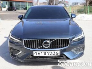 Volvo S60 T5 Inscription 2020 года из Южной Кореи