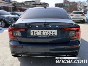 Volvo S60 T5 Inscription 2020 года из Южной Кореи