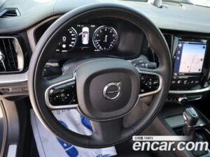 Volvo S60 T5 Inscription 2020 года из Южной Кореи