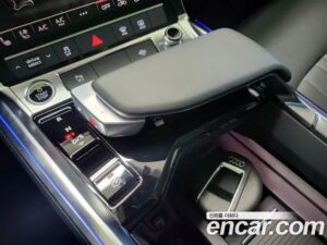 Audi e-tron 50 4WD 2022 года из Южной Кореи