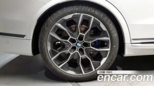 BMW X7 xDrive 40i M Sport 6-Seater 2023 года из Южной Кореи