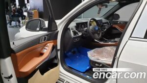 BMW X7 xDrive 40i M Sport 6-Seater 2023 года из Южной Кореи