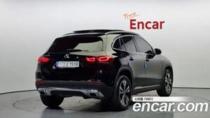 Mercedes-Benz GLA-Class GLA220 2021 года из Южной Кореи